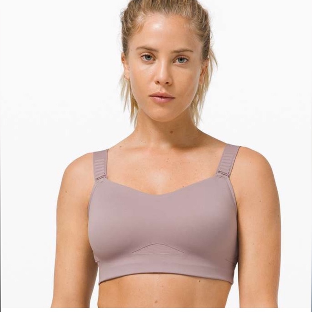 Lululemon 32DD Swift Speed Bra *High Support, A–E Cups
Violet Verbena
